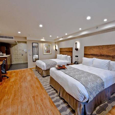 Hotel Strata Mountain View Oda fotoğraf